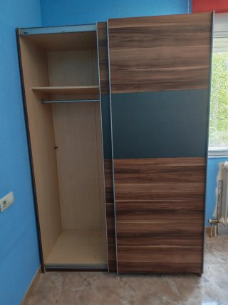 Varios armarios disponibles