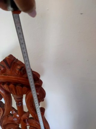 Sedia antica in legno intagliato originale