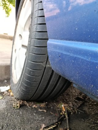 Llantas Peugeot 206 GTI con neumáticos