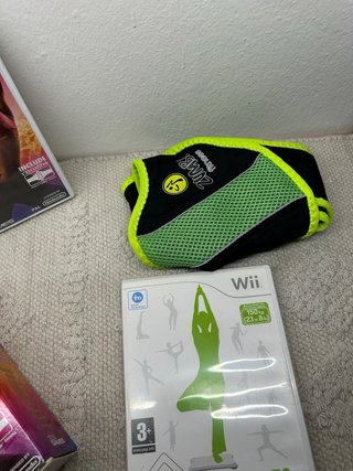 Wii Zumba Fitness + Wii Fit + Accessori
