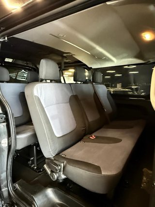 Opel Vivaro Combi Plus L2 9 Plazas • 2017 • Mu