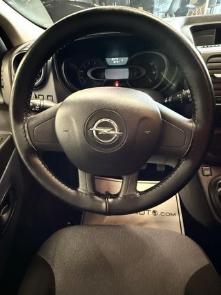 Opel Vivaro Combi Plus L2 9 Plazas • 2017 • Mu