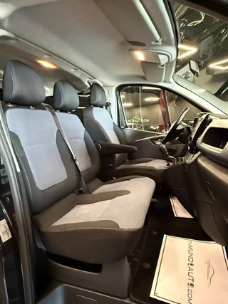 Opel Vivaro Combi Plus L2 9 Plazas • 2017 • Mu