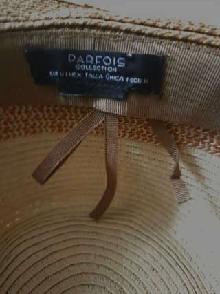 Gorro de esparto Parfois