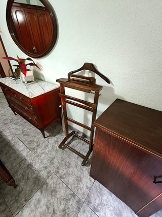 Dormitorio madera maciza clásico