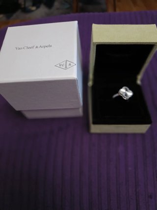 Anillo Van Cleef & Arpels Plata