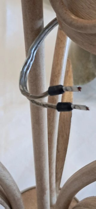 2 Lámparas Forja Hechas a Mano,tulipas de vidrio .