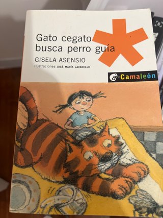 Libro Gato cegato busca perro guía