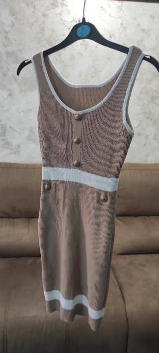 Vestido Beige y Blanco