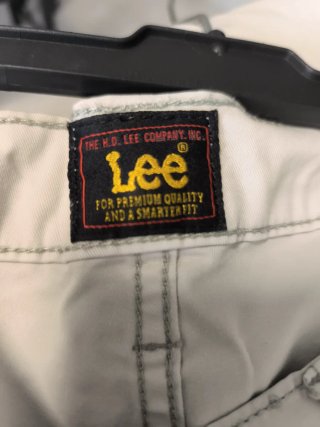 Pantalón beige Lee hombre