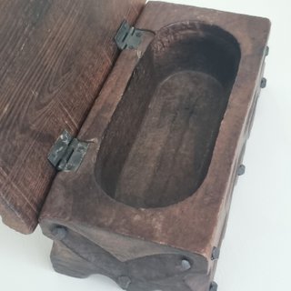Scatola legno vintage intagliata