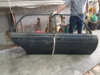Puerta Mercedes W127