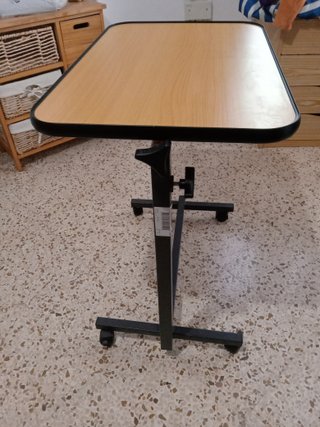 Mesa Auxiliar para Cama