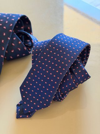 Corbatas de niño azul y rojo