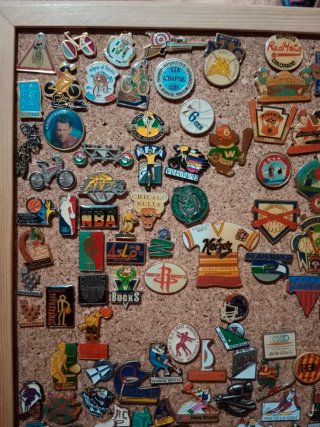 Pins Deportes Baloncesto Béisbol etc