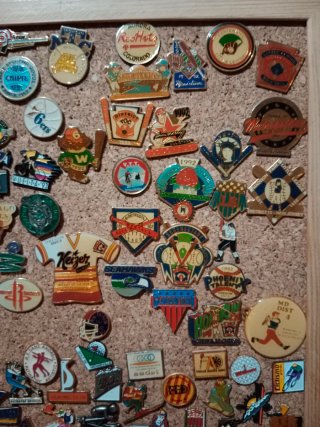 Pins Deportes Baloncesto Béisbol etc