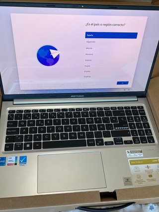 ASUS Vivobook 15 Intel Core i5 OLED