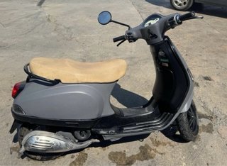 Vespa LX 50 2T Gris