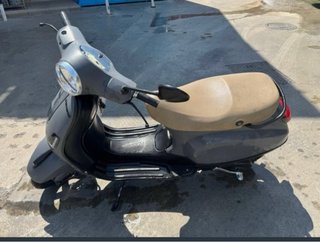 Vespa LX 50 2T Gris
