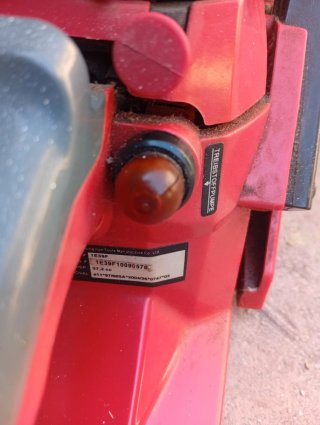 Motosierra de gasolina