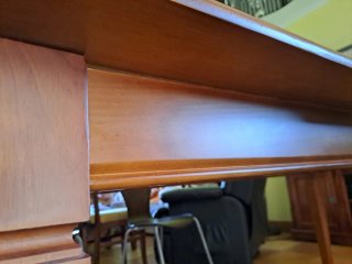 Mesa de madera maciza + 4 sillas
