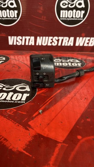 Piña de luces para KTM Duke 690, REF 61011070000