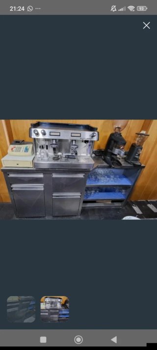 Mesa y cafetera futurmat  industrial