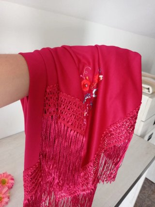 Mantón de Manila bordado floral