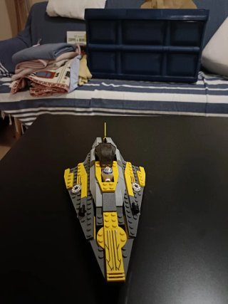 Lego Star Wars 7669 Anakin Jedi Starfighter