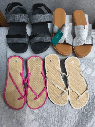 Lote Sandalias y Chanclas, Cómodas T. 38, NUEVAS..