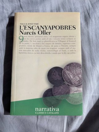 L'escanyapobres (Clàssics Catalans) (Catalan Ed...