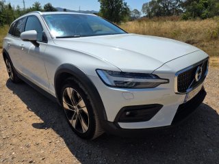 Volvo V60 2022