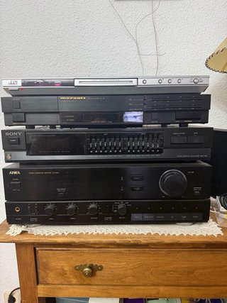 Cadena de música AIWA, JVC, Marantz, Sony