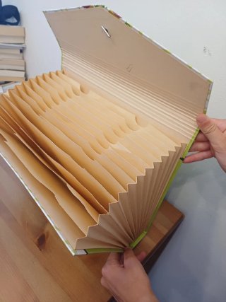 Pack de 2 carpetas con apartados Frutas Niñas