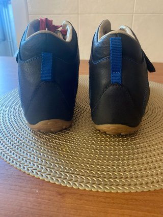 Botas Quechua chica talla 38(pero calzan un 37)
