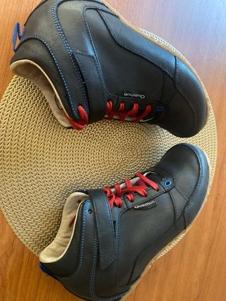 Botas Quechua chica talla 38(pero calzan un 37)