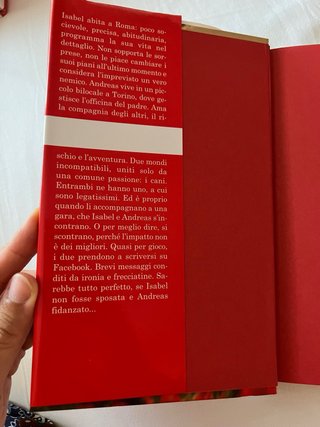 Libro “La distanza tra me e te” di Lucrezia Scali