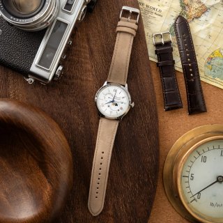 Orient Bambino 75th Anniv. Sun & Moon (RA-AK0808S)