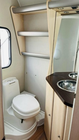 Caravana sun roller Adagio de lux