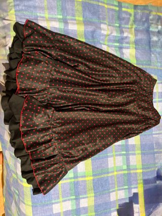 Falda flamenca lunares rojo y negro