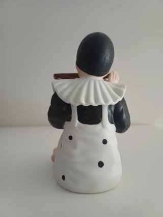 Figura Pierrot con flauta  de porcelana vintage