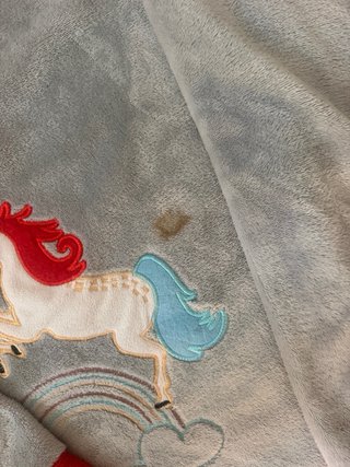 Pijama unicornio gris y rojo
