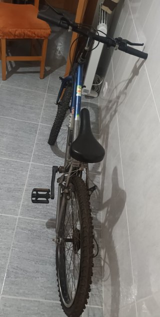 Bicicleta infantil azul 9-10 años