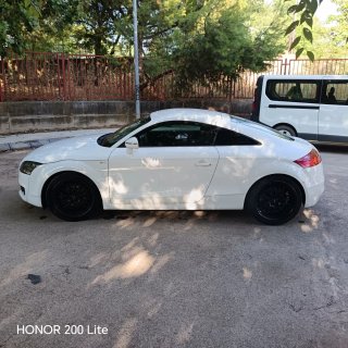 Audi TT 2011