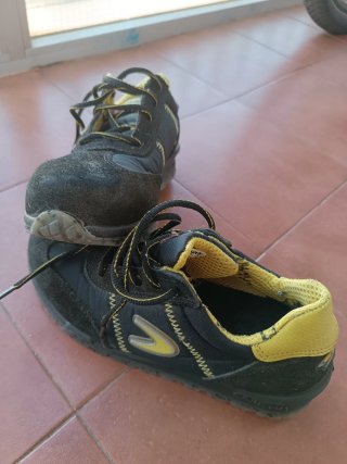 Zapatos de seguridad Cofra Talla 39