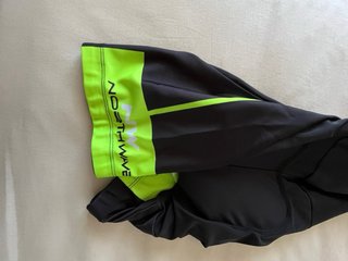 Maillot y culotte ciclismo NW
