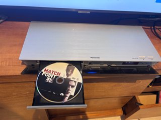 Reproductor Blu-Ray 3D Panasonic DMP-BDT330