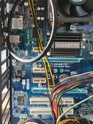 Scatola PC Nox con scheda madre