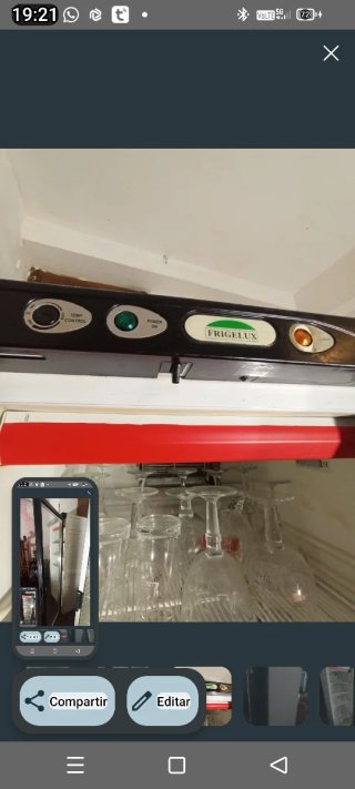 Nevera expositora de cristal