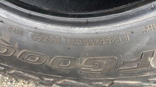 BFGoodrich Mud Terrain Neumáticos (4)